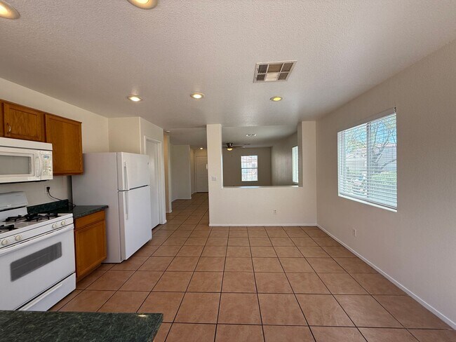Building Photo - NEW Paint + NEW Carpet + NEW blinds + NEW ...