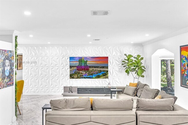 Building Photo - 2191 SW 27th Ln