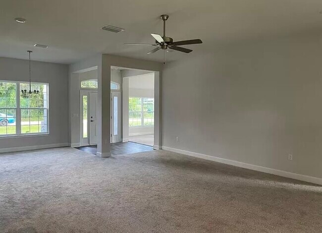Building Photo - 5237 NW Reba Cir