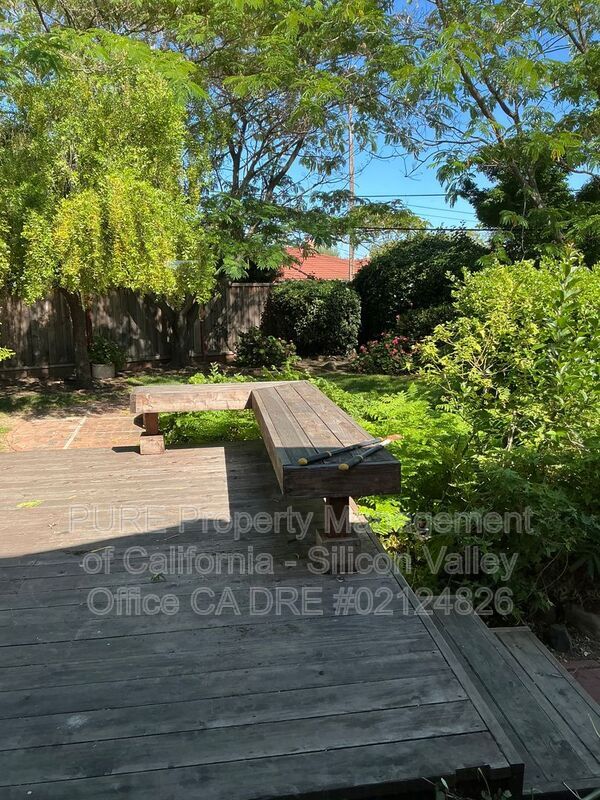 Building Photo - 5655 Glen Haven Ct