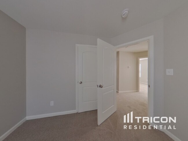 Building Photo - 4430 Cochran Farm Lane Charlotte NC