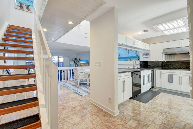 Building Photo - 3543 S Ocean Blvd
