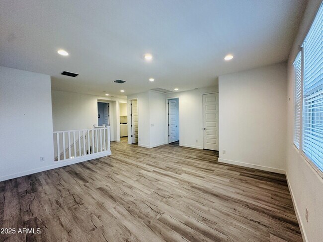 Building Photo - 2460 E Athena Ave
