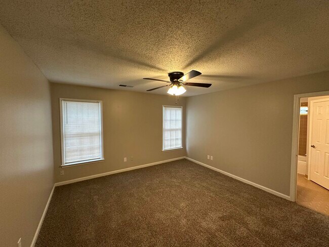 Building Photo - 4439 Green Creek
