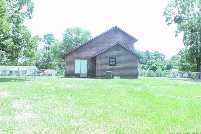 Building Photo - 6398 Hawfield Dr