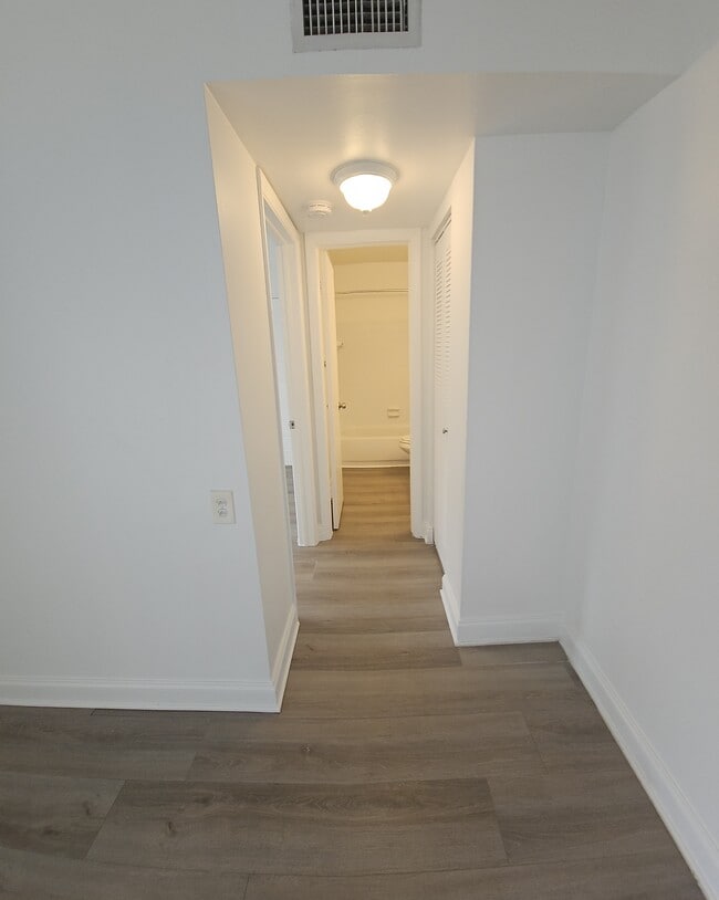 Building Photo - 4537 Treehouse Ln