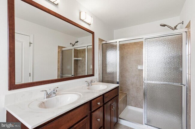 Building Photo - 23167 Flora Mure Dr
