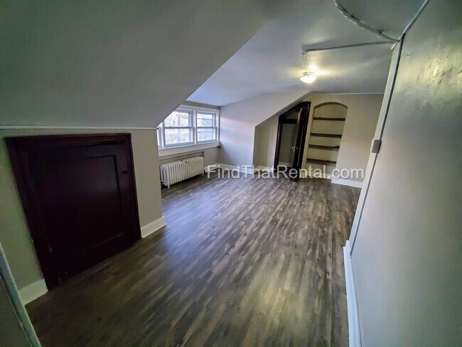 Building Photo - 36 S Pitt St