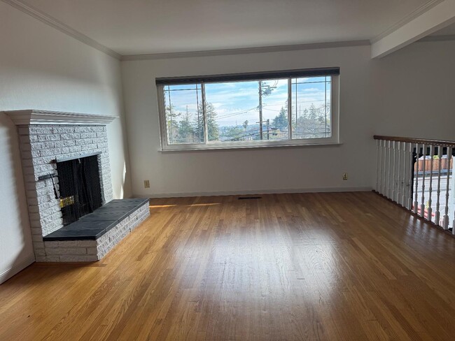 Building Photo - 3534 Jefferson Ave