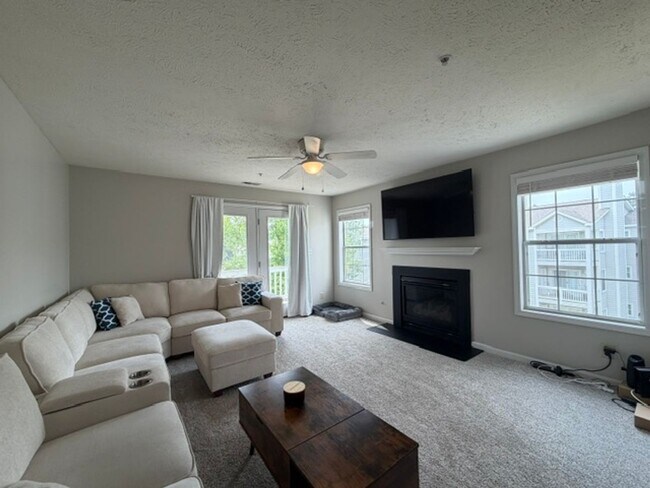 Building Photo - 200 Waterdown Dr