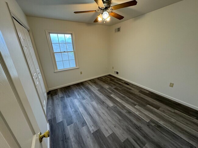 Bedroom - 1048 Dual Pl