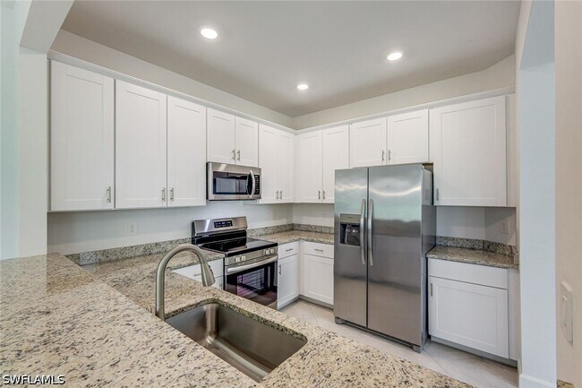 Building Photo - 14159 Gardeners Wy