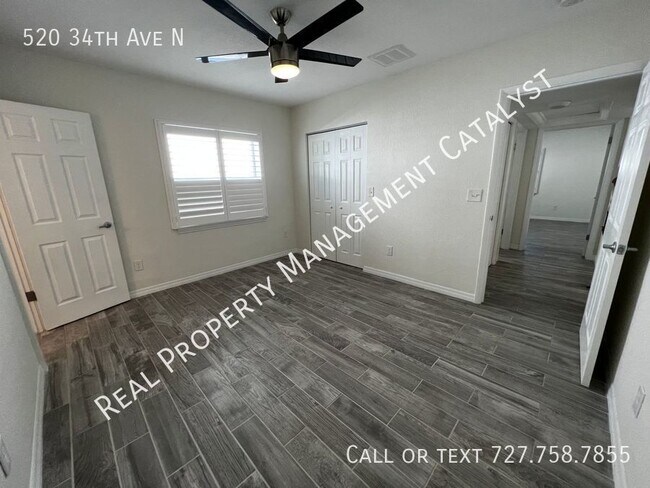 Building Photo - 520 34th Ave N