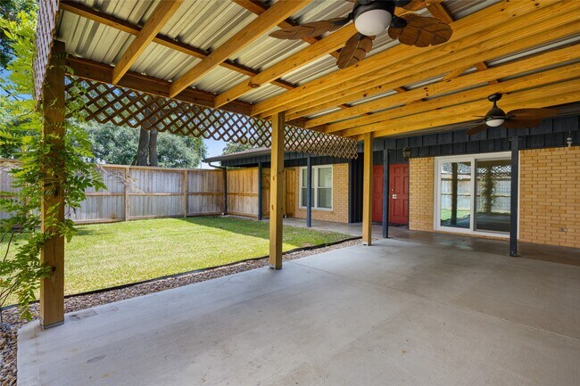 Building Photo - 3808 Avenue O