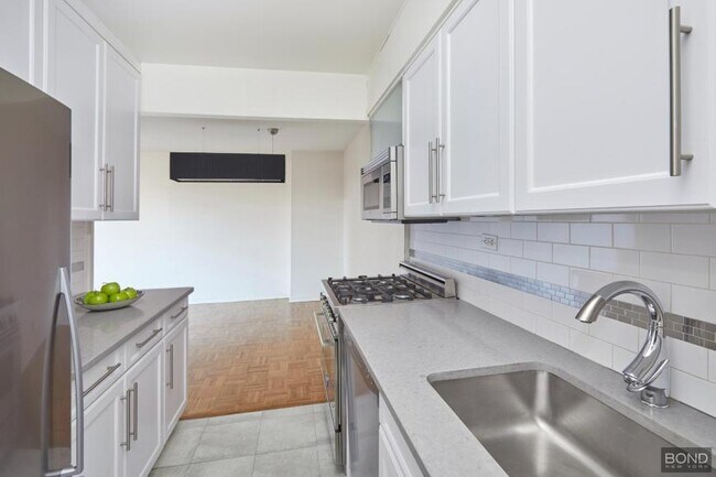 Building Photo - 1 bedroom in New York NY 10128