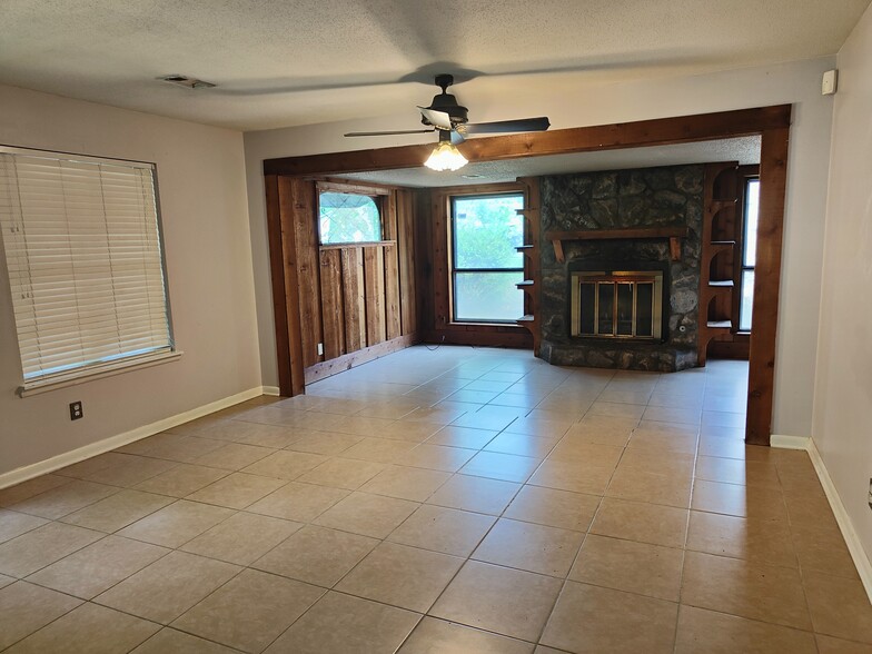 living room - 216 Raney Pl