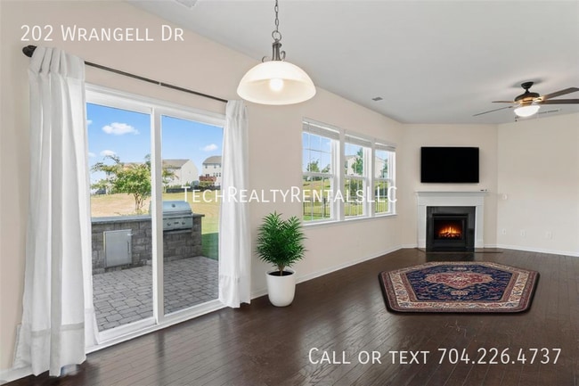 Building Photo - 202 Wrangell Dr