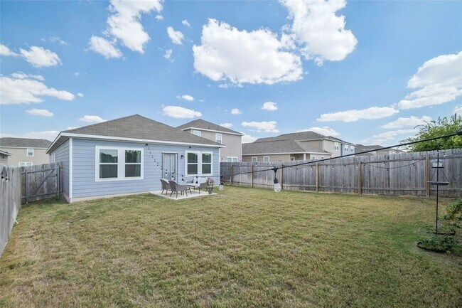 Building Photo - 409 Redfish Ln