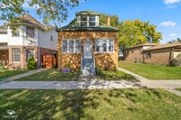 Building Photo - 7236 W 63rd Pl