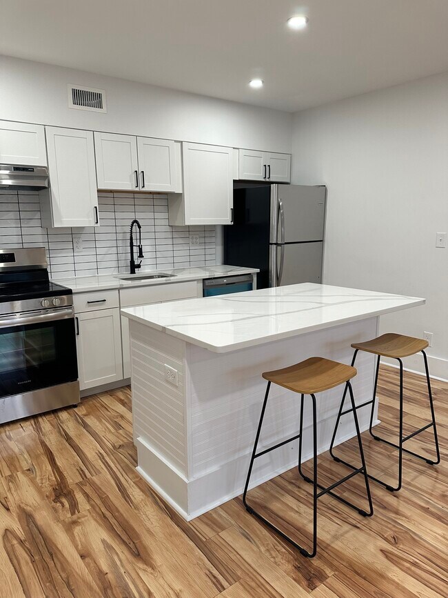 10 Wampanoag Trl 10 Wampanoag Trl Riverside RI 02915 Apartment Finder