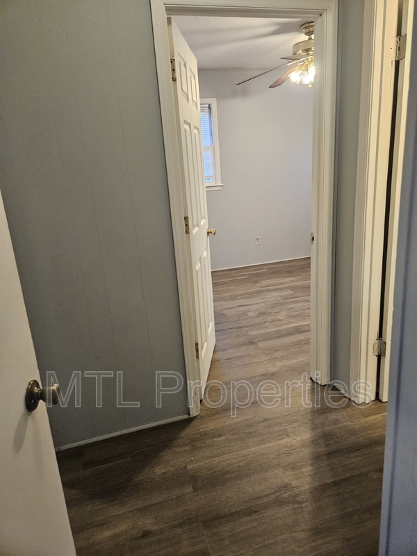 Building Photo - 1108 Marion St