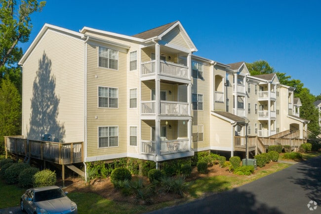 Radius at West Ashley - The Lily At West Ashley