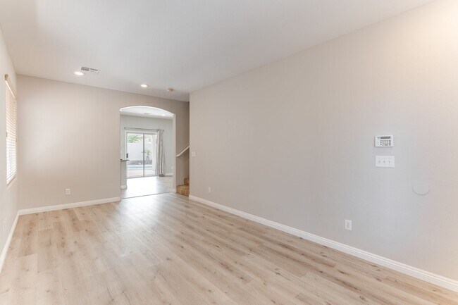 Building Photo - Coronado Ranch Pool Home | Stunning 4 Bed Beauty with Designer Kitchen & Private Backyard Oasis**