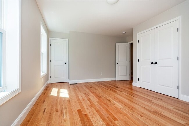 Building Photo - 81 Cadora Ave