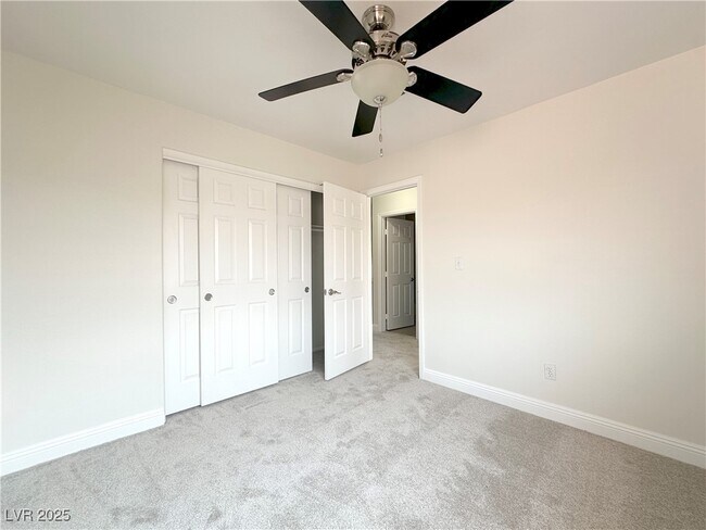 Building Photo - 7604 Cruz B
