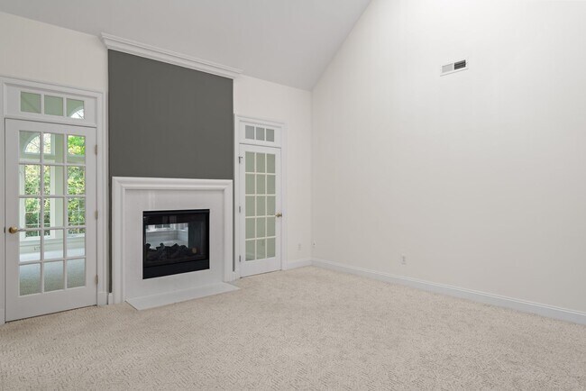 Building Photo - 4990 Lake Tree Ln