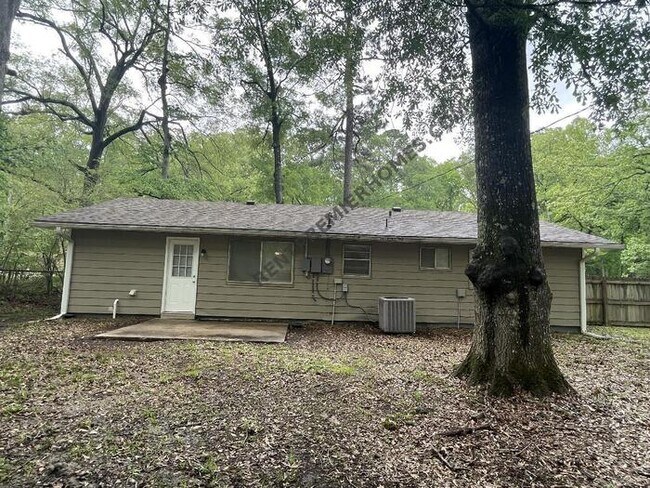 Building Photo - 11301 Donnie Dr