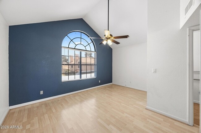 Building Photo - 5704 E Aire Libre Ave