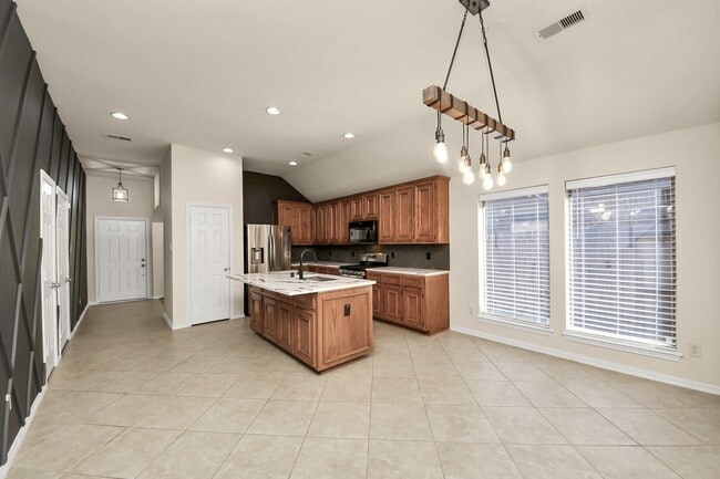 Building Photo - 27427 Channing Springs Dr