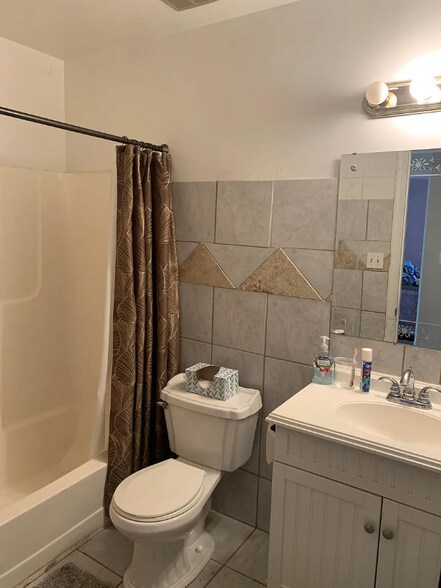 Building Photo - 4217 Gadwall Pl