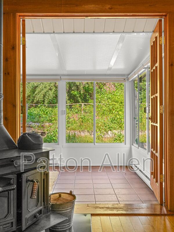 Building Photo - 83 5th Ave