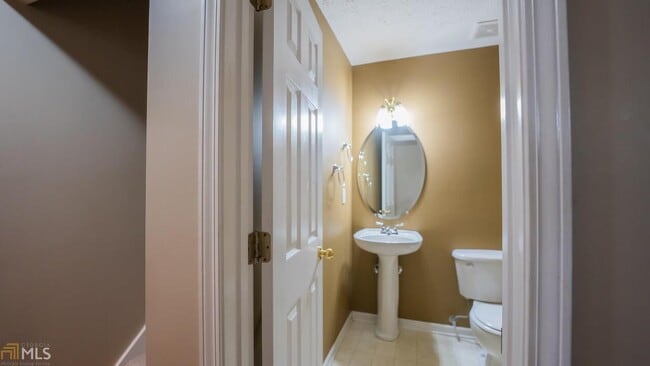 Building Photo - 335 Bald Eagle Way