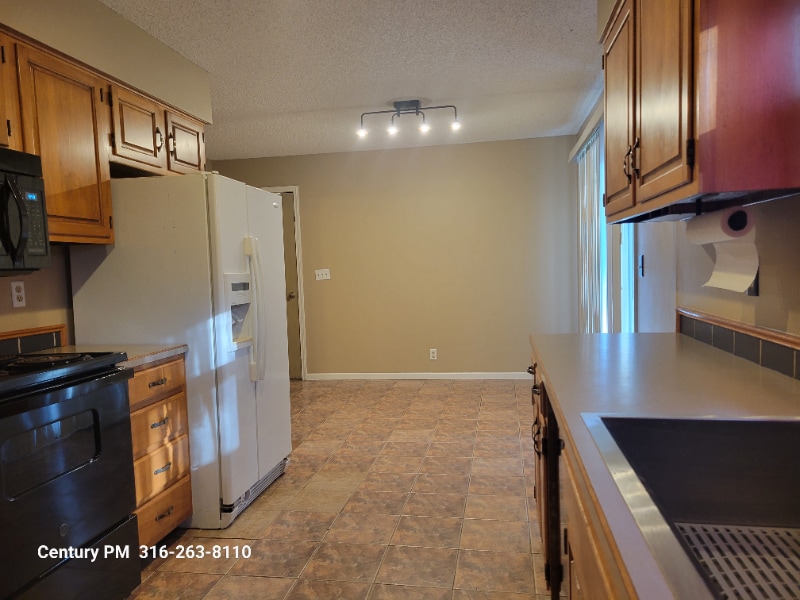 Building Photo - 1724 Stony Pt