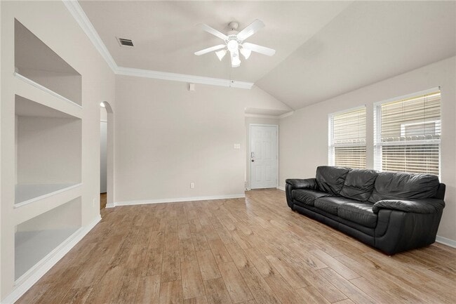 Building Photo - 919 Windmeadows Dr