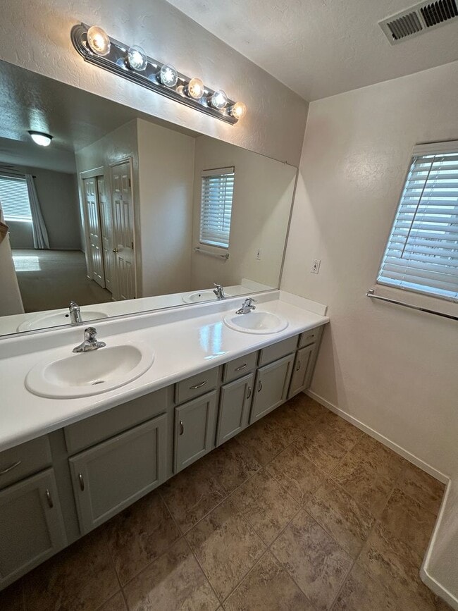 Building Photo - What are you waiting for?