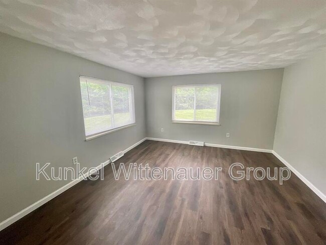 Building Photo - 3114 N Illinois St
