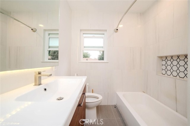 Building Photo - 5841 Bowcroft St