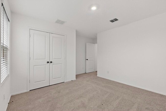 Building Photo - 18014 Lark Sparrow Dr