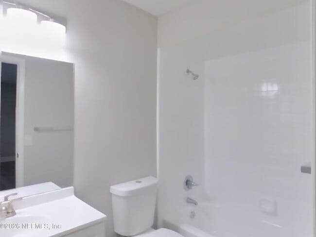 Building Photo - 10868 Trestle Ct