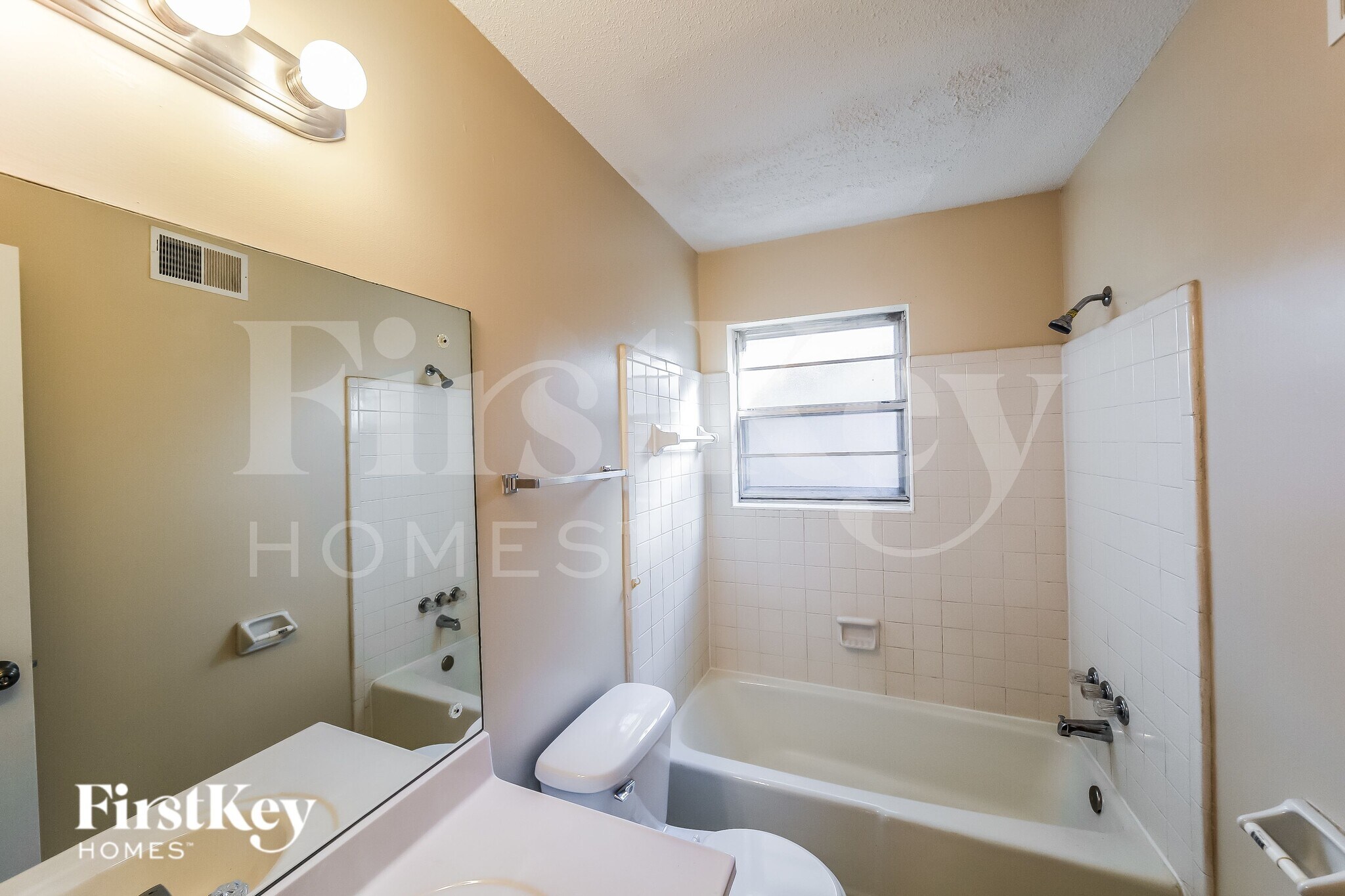 Building Photo - 6528 Baybrook Ln