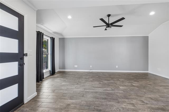 Building Photo - 1607 Malibu Dr