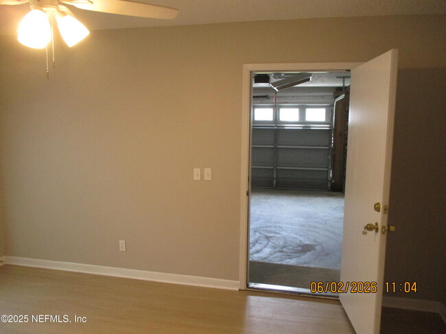Building Photo - 5437 Co Rd 218