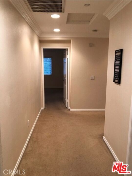 Building Photo - 9497 Jack Rabbit Dr