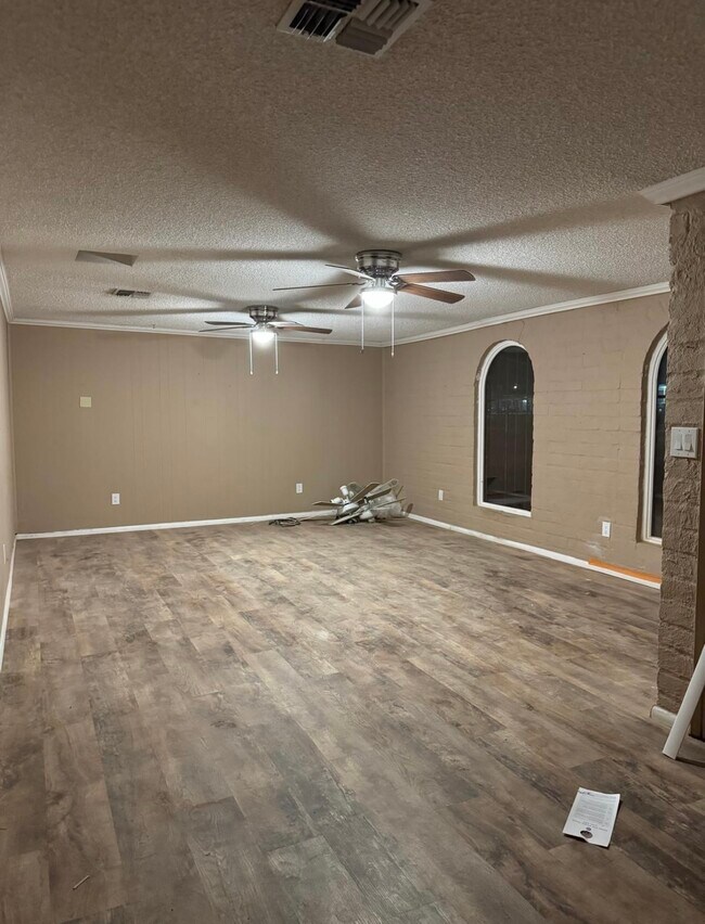 Building Photo - 6965 E Calle Denebola