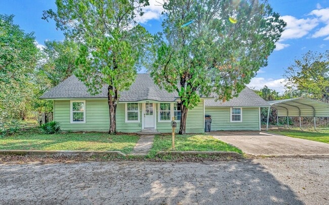 Building Photo - Newly remodeled 4BD 3BA Home in Waco