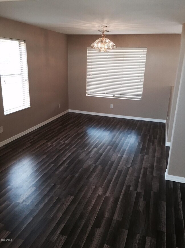 Building Photo - 16210 N 162nd Dr